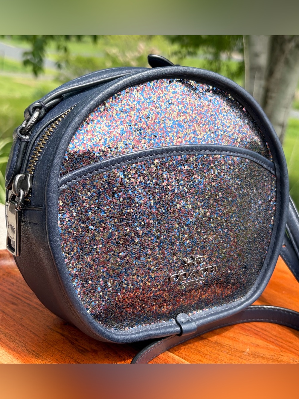 Coach Canteen Bag Limited Edition Navy Leather Rainbow Glitter F48731 EUC - Picture 6 of 16